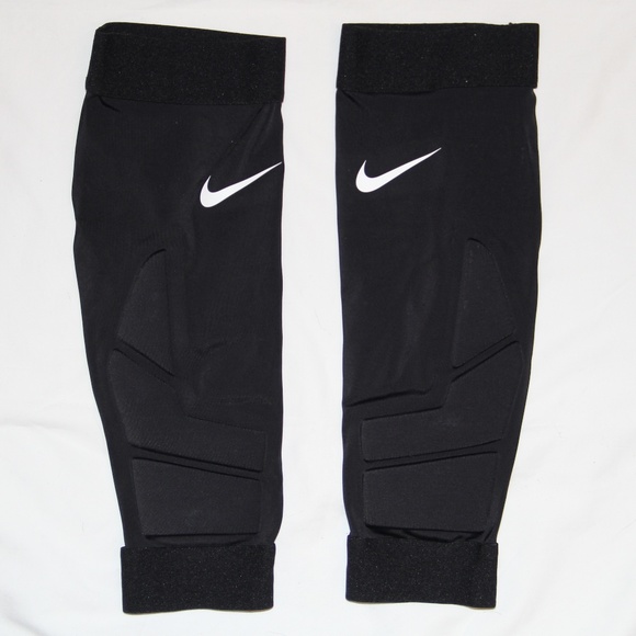 nike hyperstrong match full pad